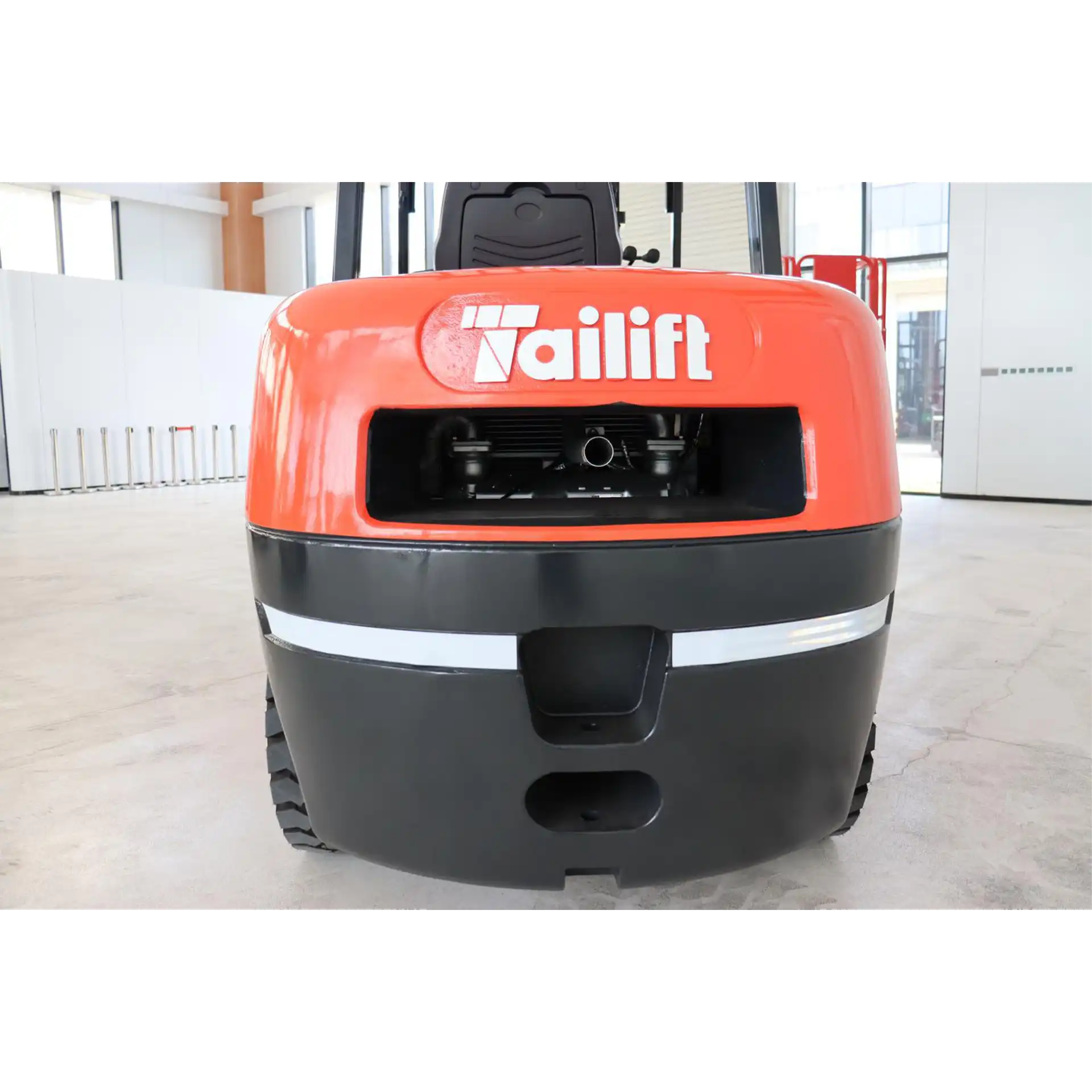 3,5 Ton Güç, Üstün Dayanıklılık – Tailift FD35 Dizel Forklift